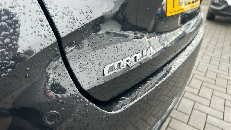 Toyota Corolla 2.0 VVT-i Hybrid Excel 5dr CVT Hybrid Estate